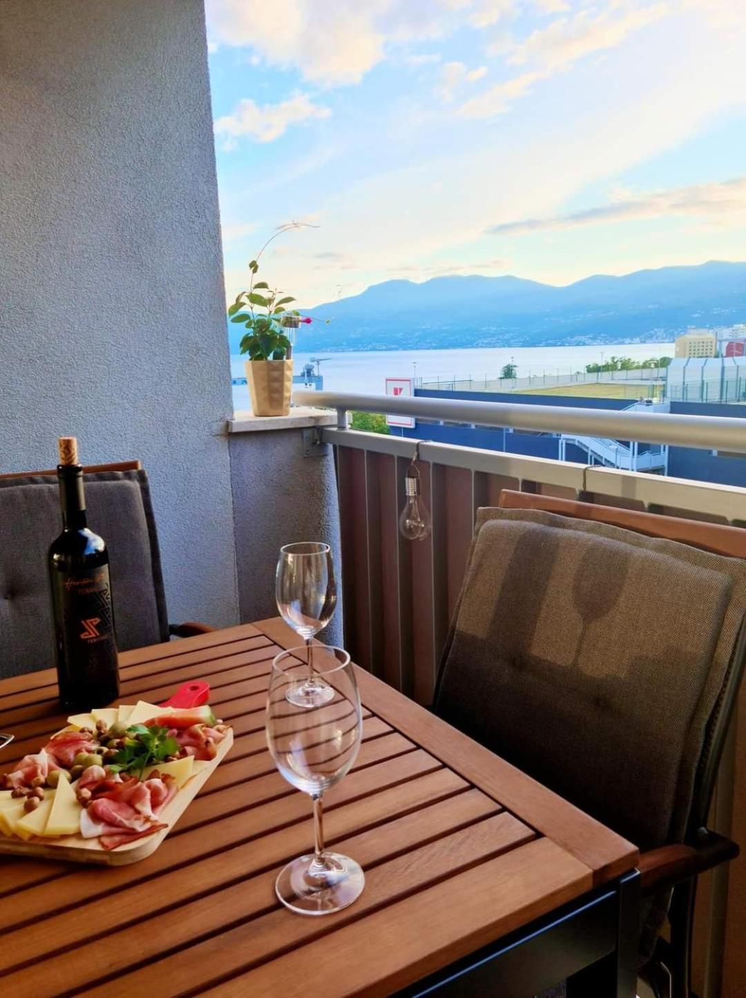 Apartment Mia Milija Rijeka Exteriér fotografie